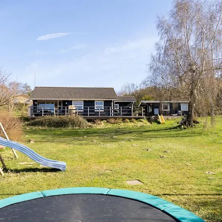 Holiday home Usbjorn *