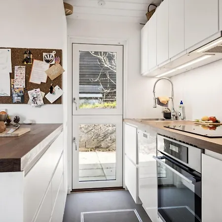 Holiday home Usbjorn - 500m From The Sea By Interhome *